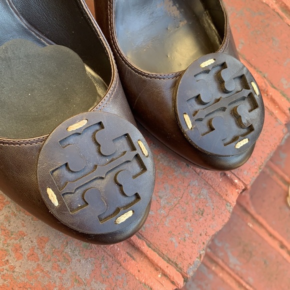 Tory Burch Betty Pump Calf Leather - Picture 8 of 16